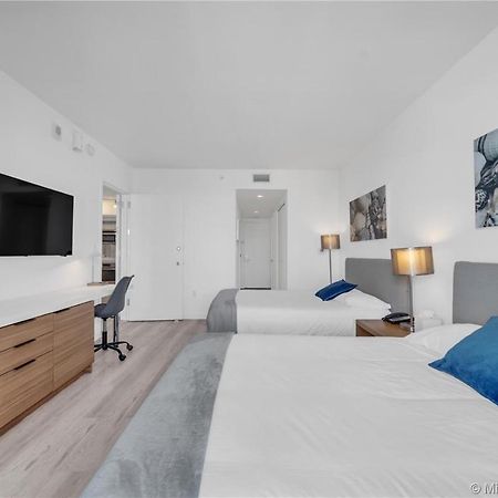 Beachwalk Studio Apmt 2 Beds, Amazing Views 2010B Hallandale Beach Bagian luar foto