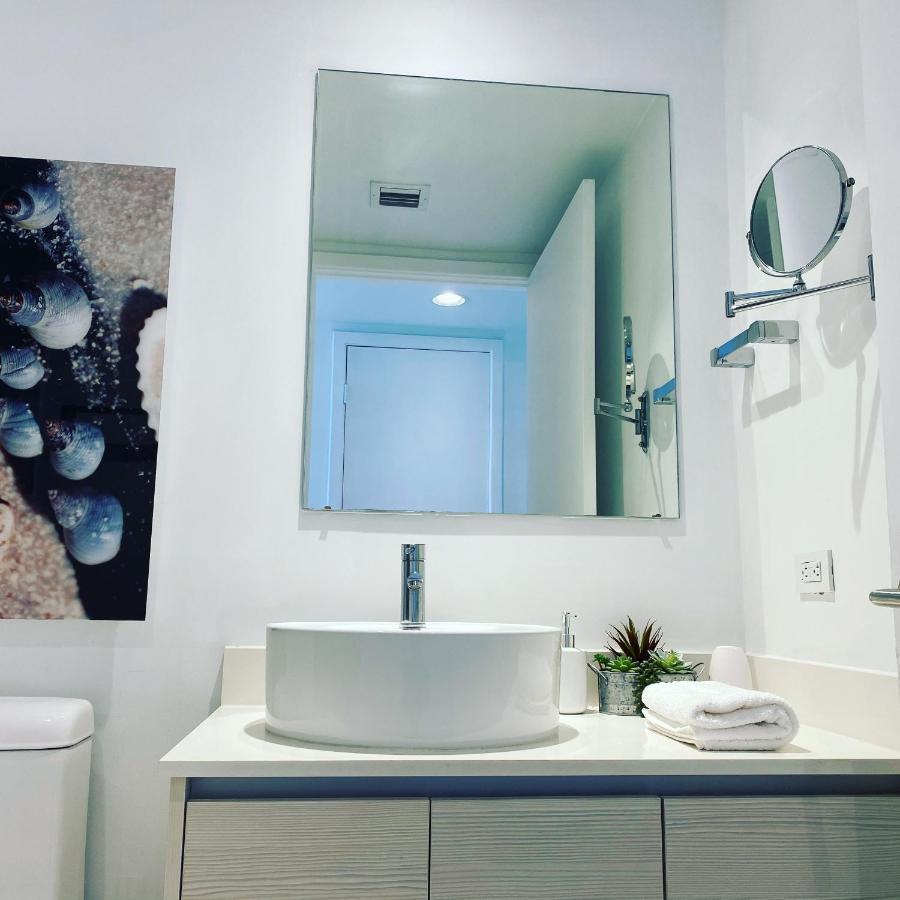 Beachwalk Studio Apmt 2 Beds, Amazing Views 2010B Hallandale Beach Bagian luar foto