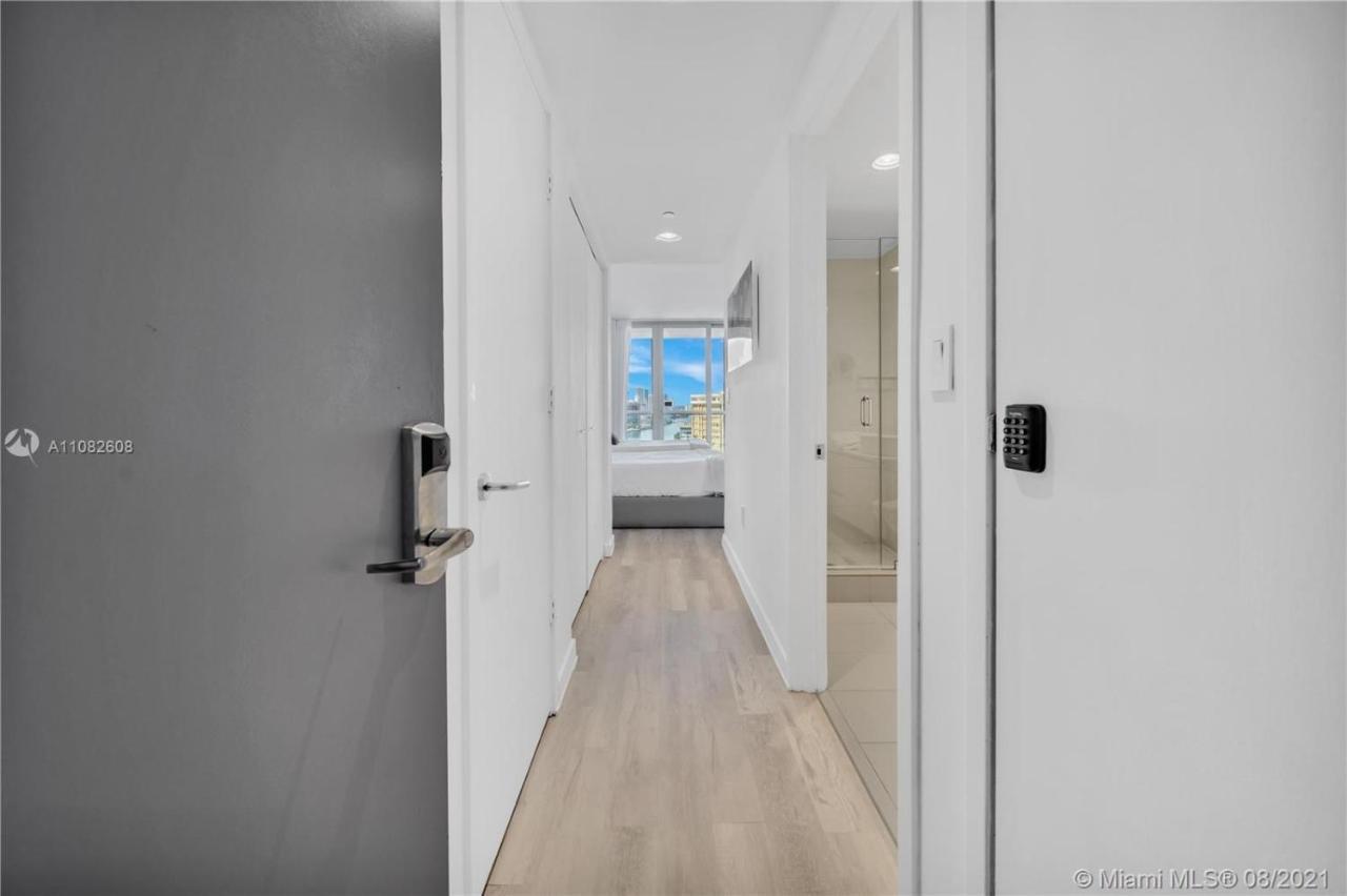Beachwalk Studio Apmt 2 Beds, Amazing Views 2010B Hallandale Beach Bagian luar foto
