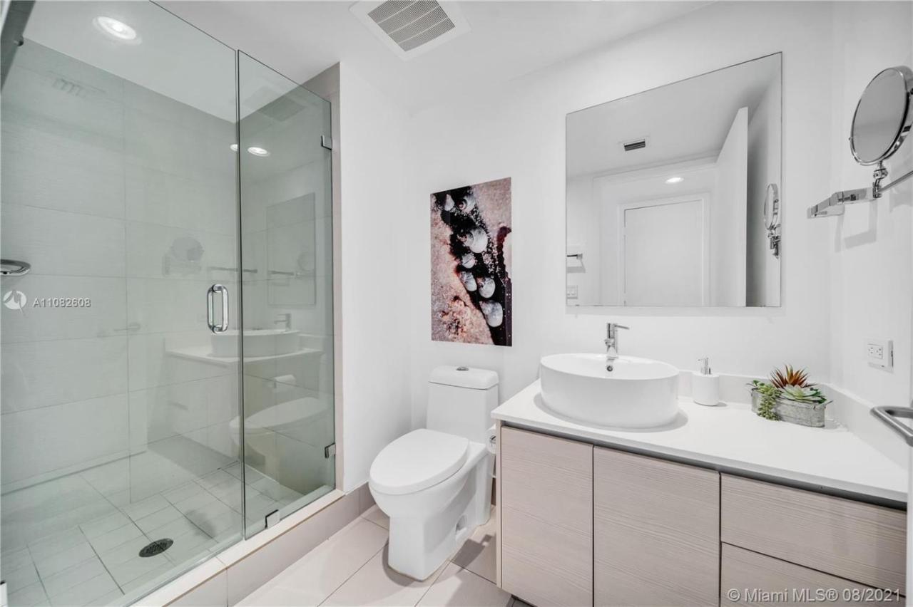 Beachwalk Studio Apmt 2 Beds, Amazing Views 2010B Hallandale Beach Bagian luar foto