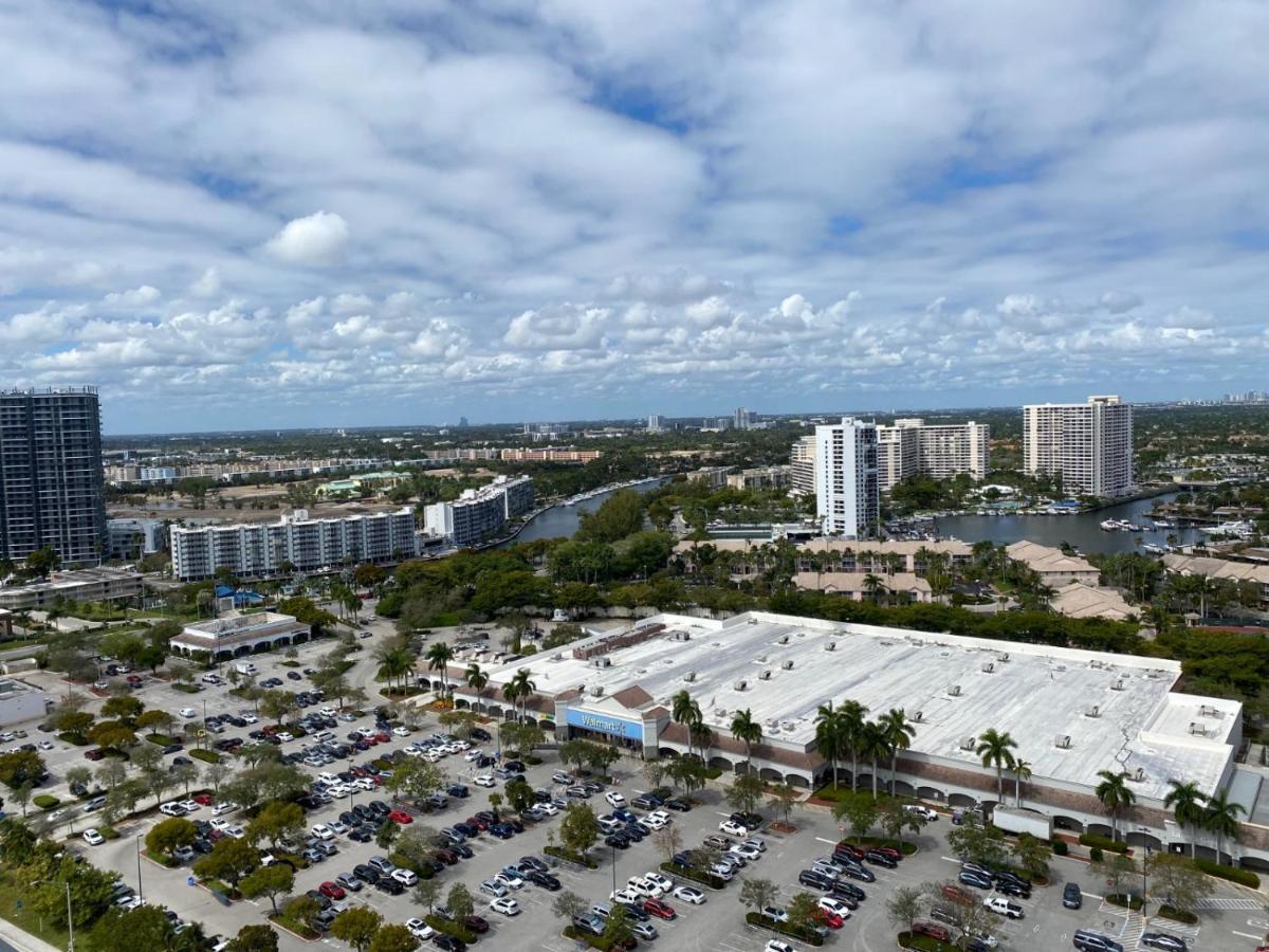Beachwalk Studio Apmt 2 Beds, Amazing Views 2010B Hallandale Beach Bagian luar foto